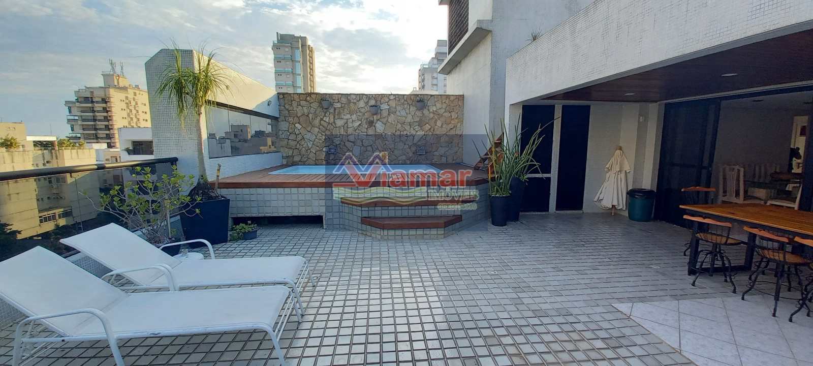 Cobertura à venda e aluguel com 3 quartos, 200m² - Foto 3