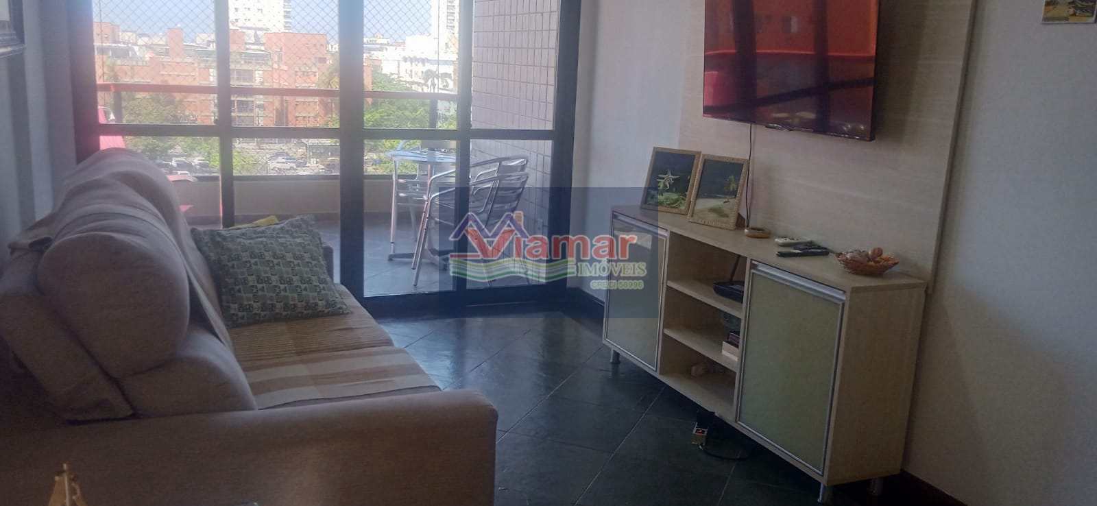 Apartamento à venda com 3 quartos, 90m² - Foto 2