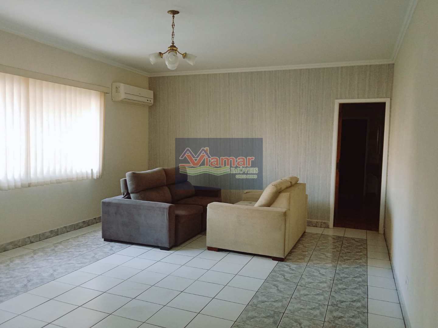 Apartamento para alugar com 3 quartos, 105m² - Foto 1