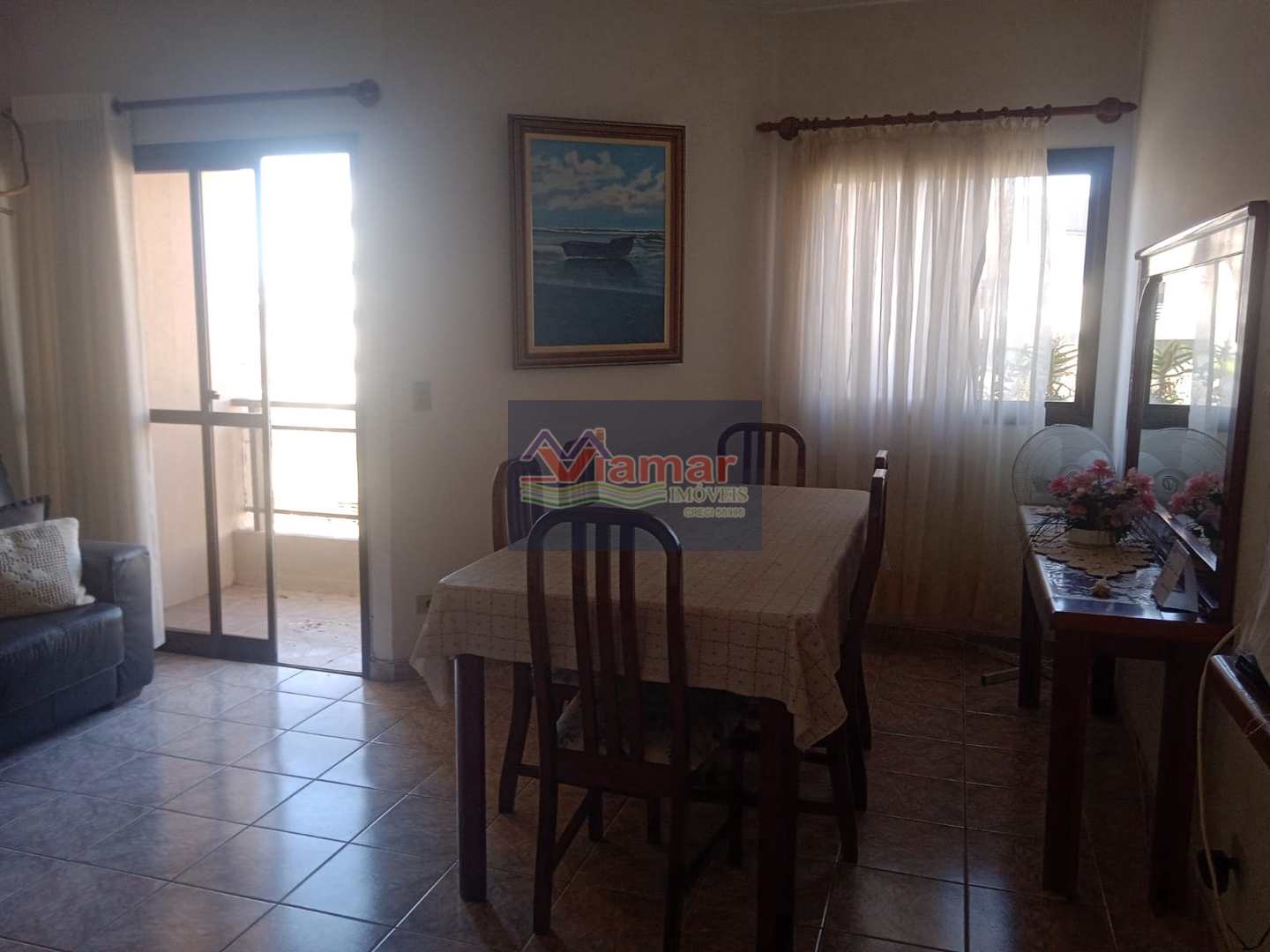 Apartamento à venda com 2 quartos, 75m² - Foto 4