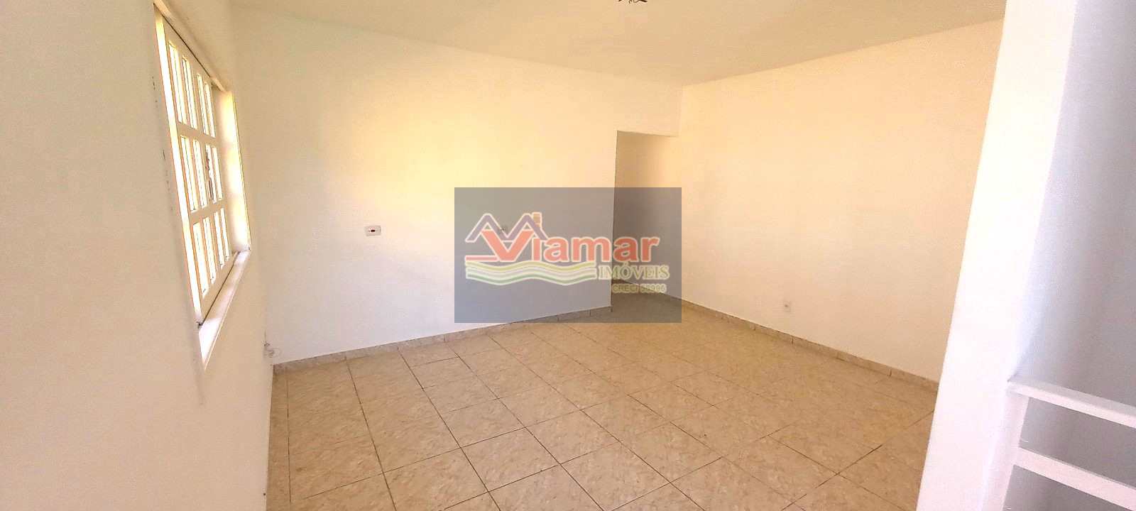 Casa à venda com 3 quartos, 100m² - Foto 5