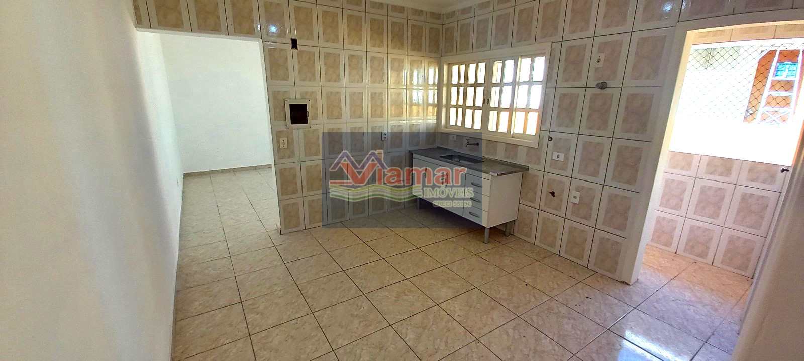 Casa à venda com 3 quartos, 100m² - Foto 11