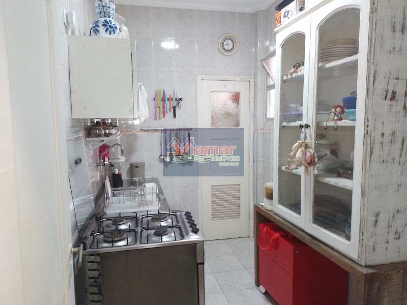 Apartamento à venda com 1 quarto, 60m² - Foto 2