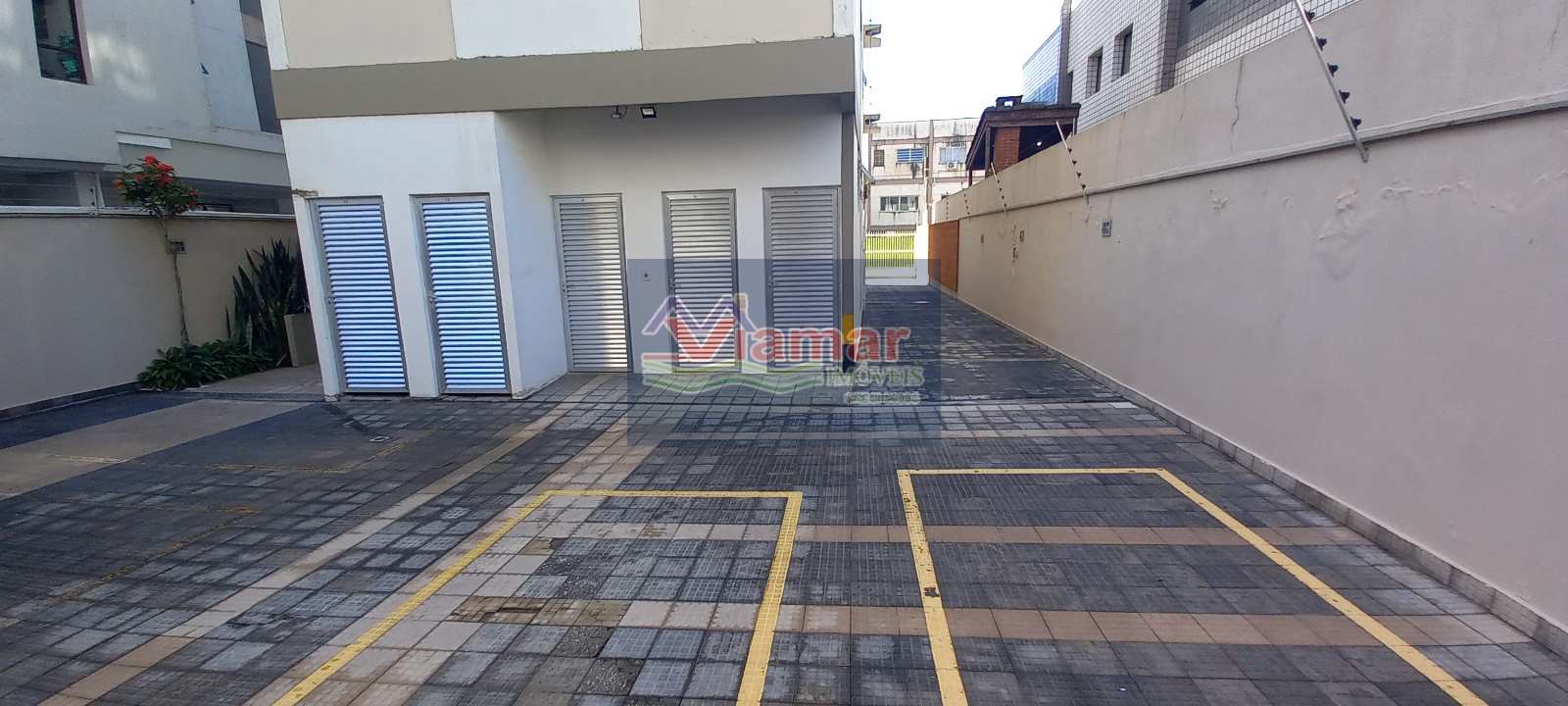 Apartamento à venda com 2 quartos, 60m² - Foto 18