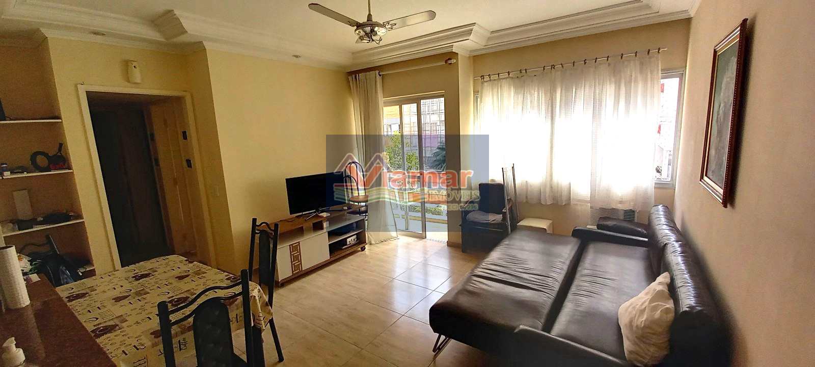 Apartamento à venda com 3 quartos, 75m² - Foto 2