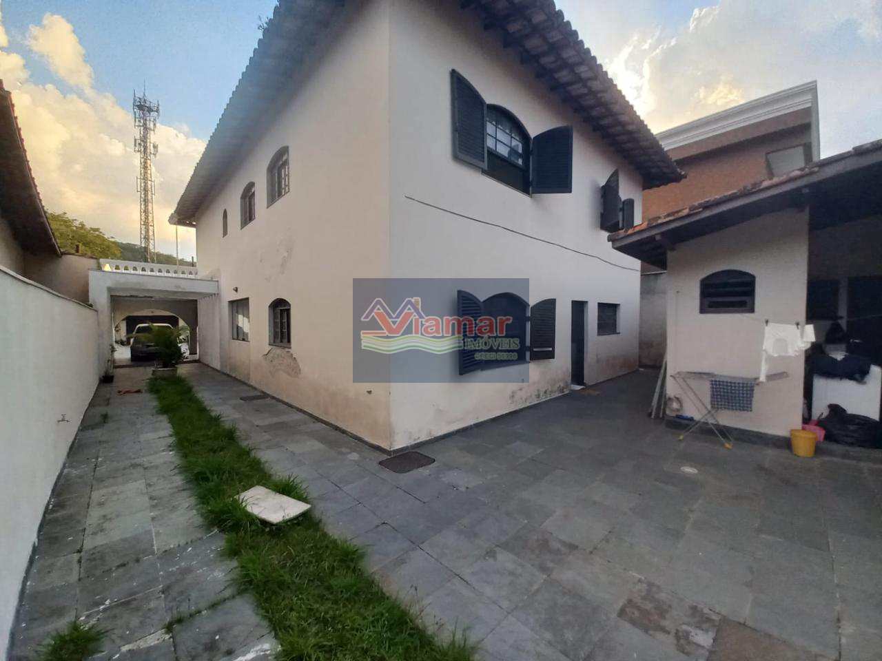 Casa à venda com 5 quartos, 349m² - Foto 30