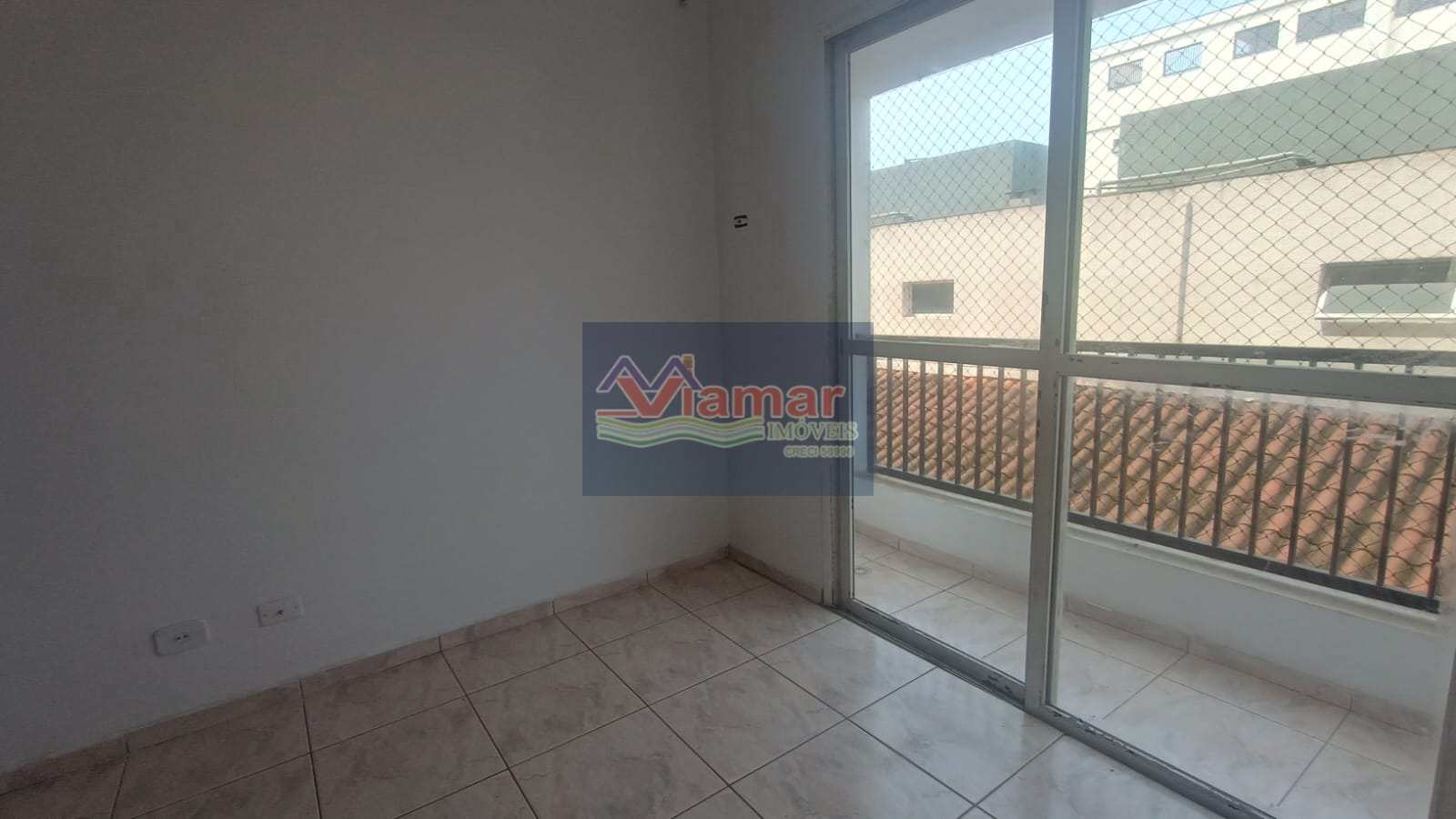 Apartamento à venda com 2 quartos, 58m² - Foto 4