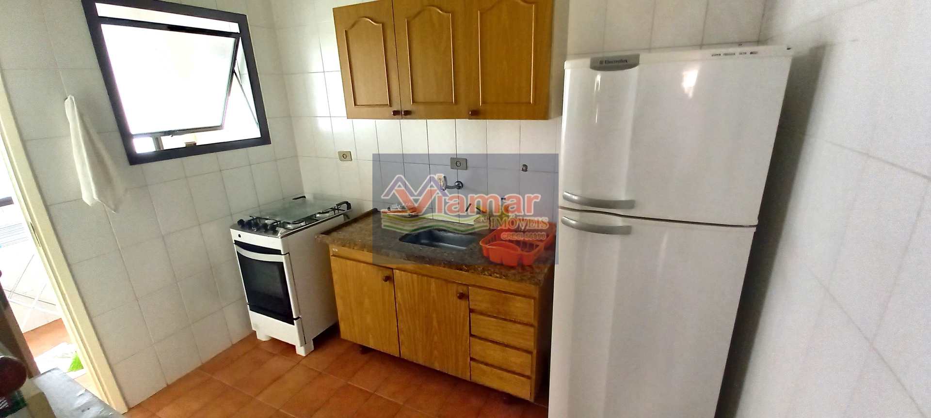 Apartamento à venda com 2 quartos, 70m² - Foto 4