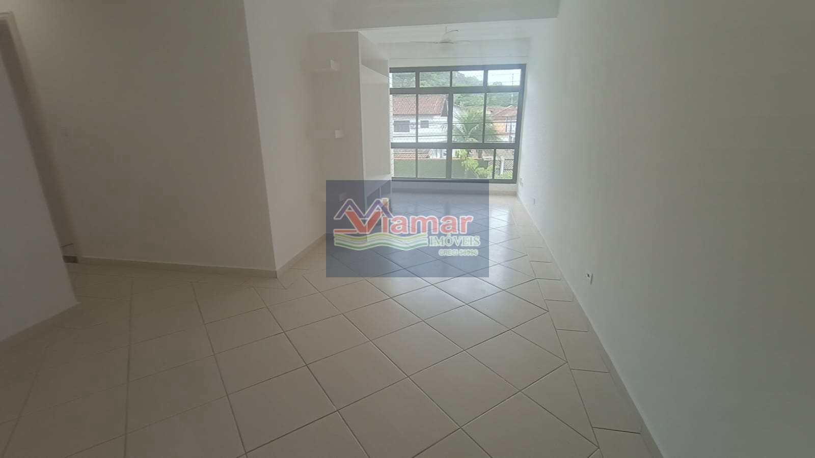 Apartamento à venda com 2 quartos, 95m² - Foto 2