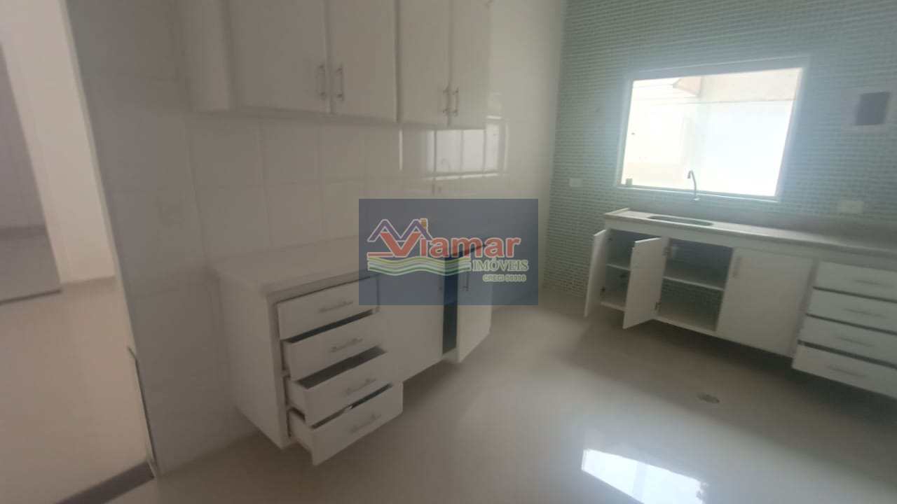 Casa à venda com 3 quartos, 200m² - Foto 11