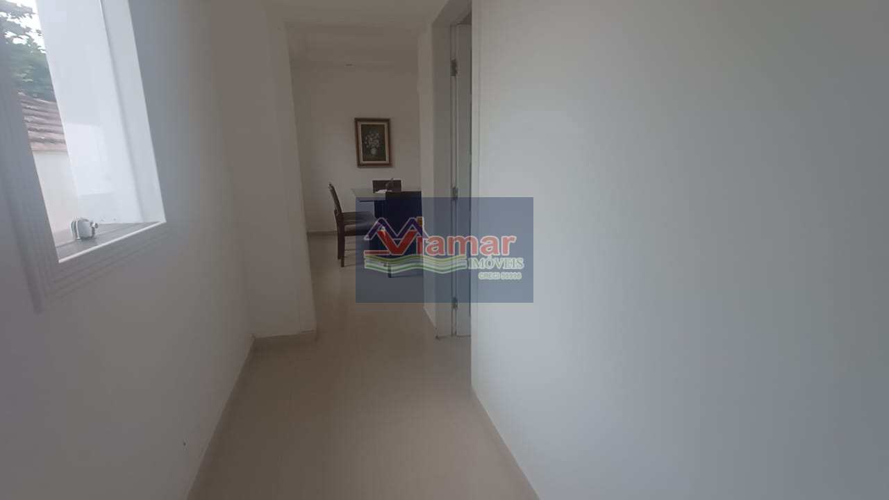 Casa à venda com 3 quartos, 200m² - Foto 20