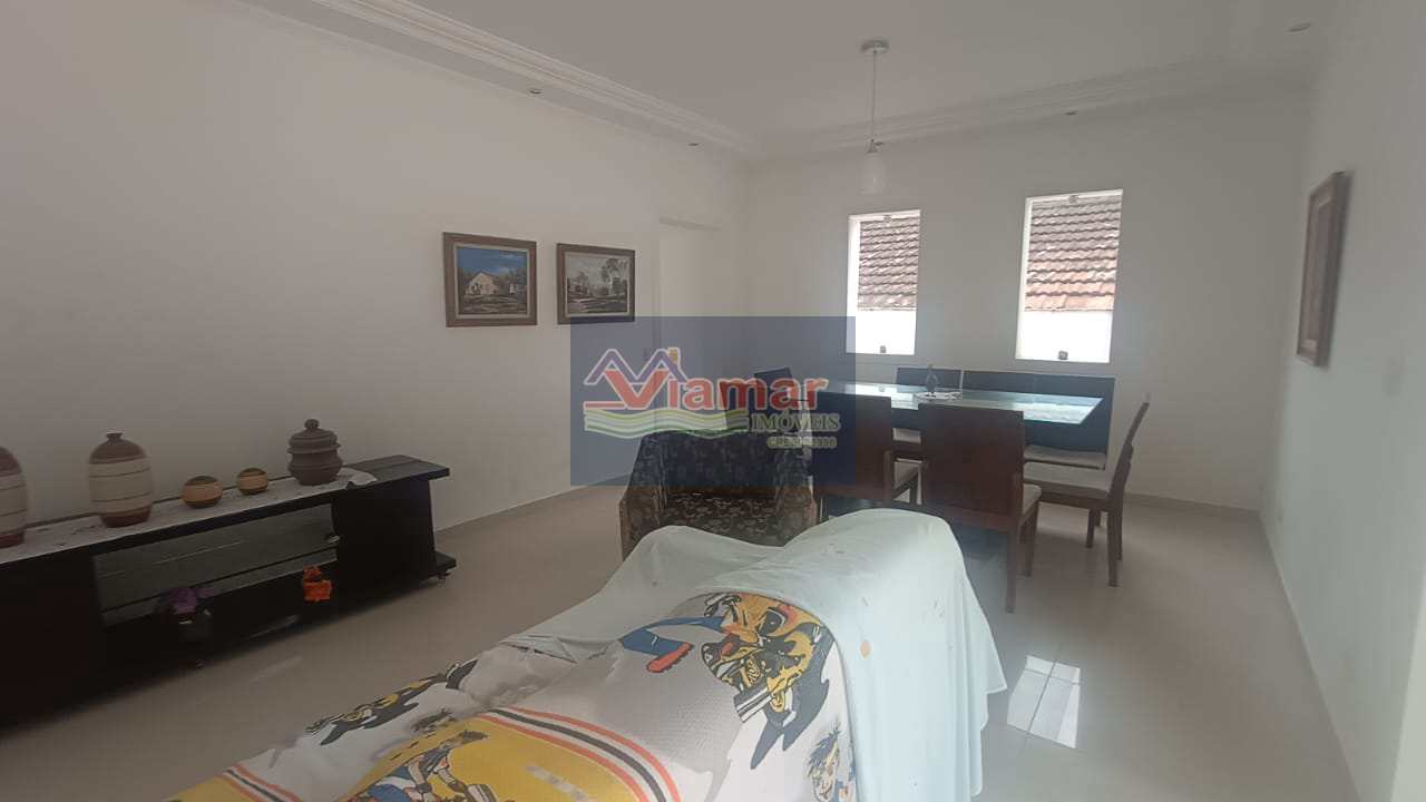 Casa à venda com 3 quartos, 200m² - Foto 7