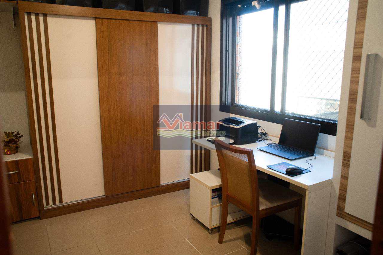 Apartamento à venda com 6 quartos, 180m² - Foto 14