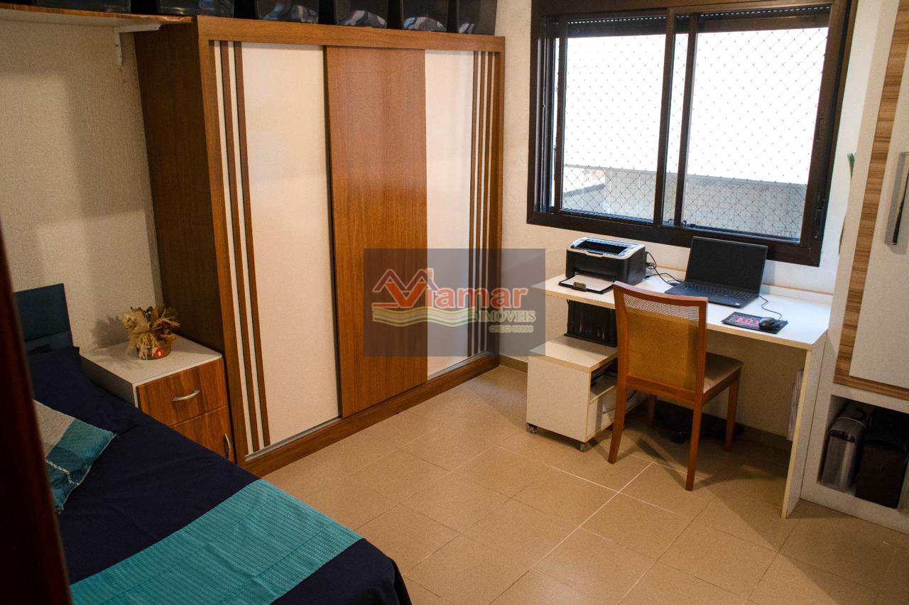 Apartamento à venda com 6 quartos, 180m² - Foto 17