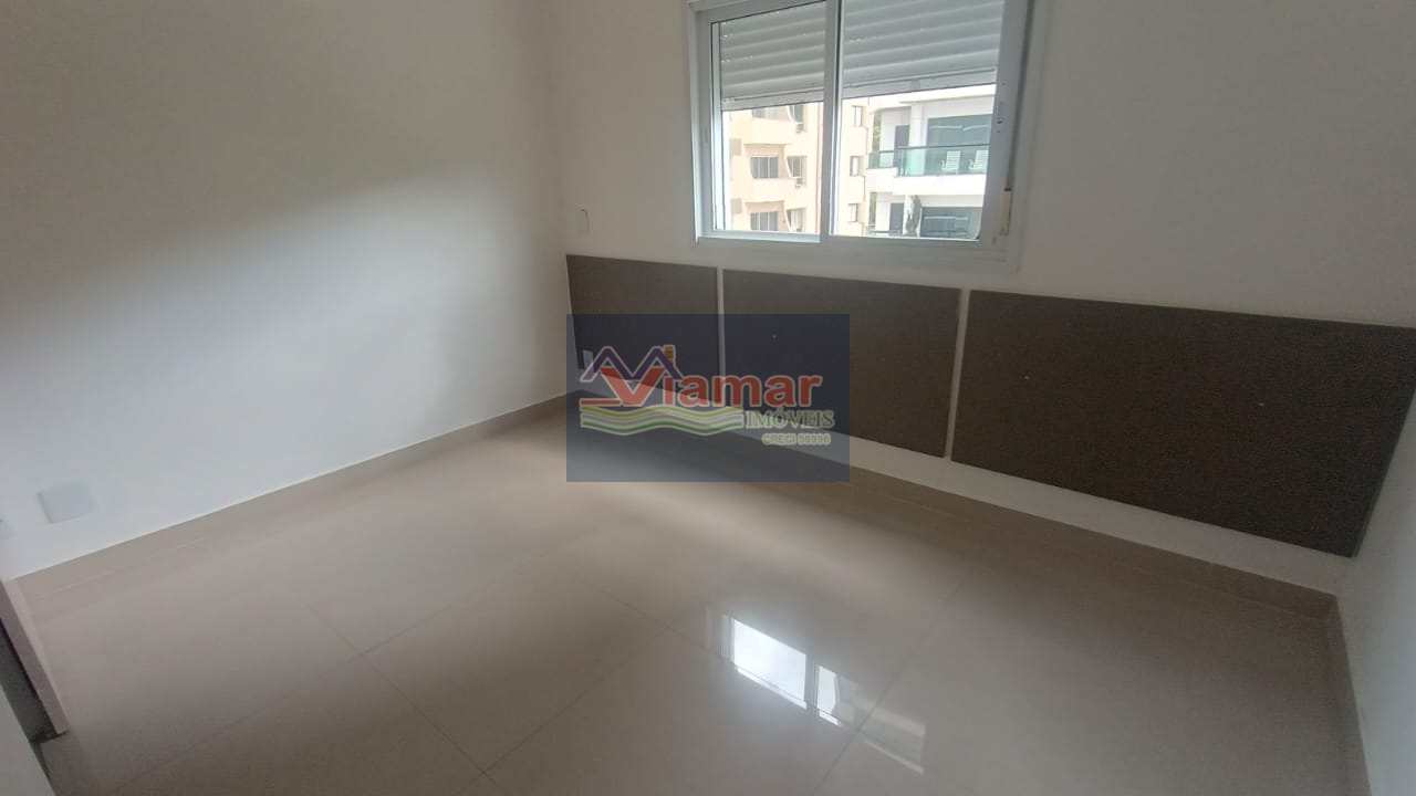 Apartamento para alugar com 3 quartos, 120m² - Foto 17