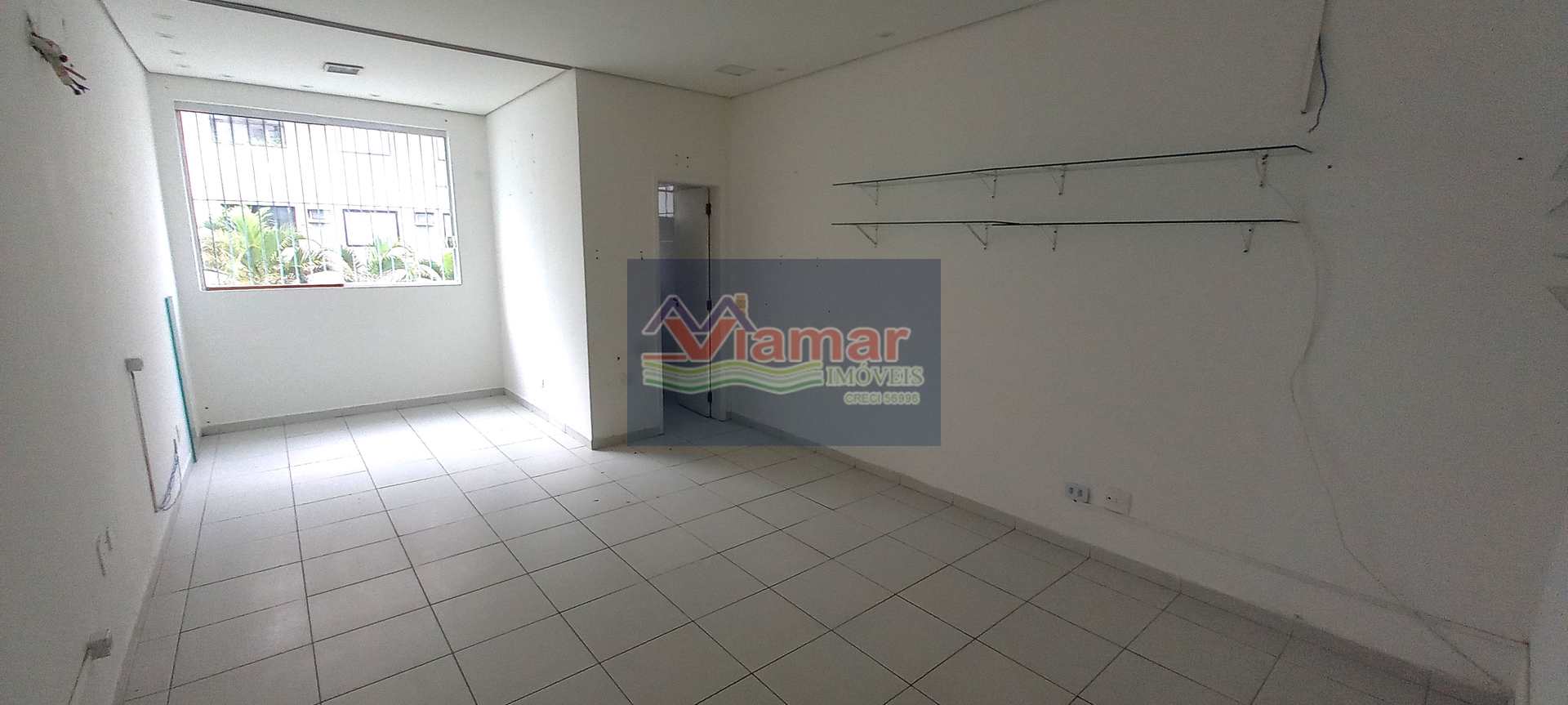 Conjunto Comercial-Sala para alugar com 1 quarto, 28m² - Foto 2