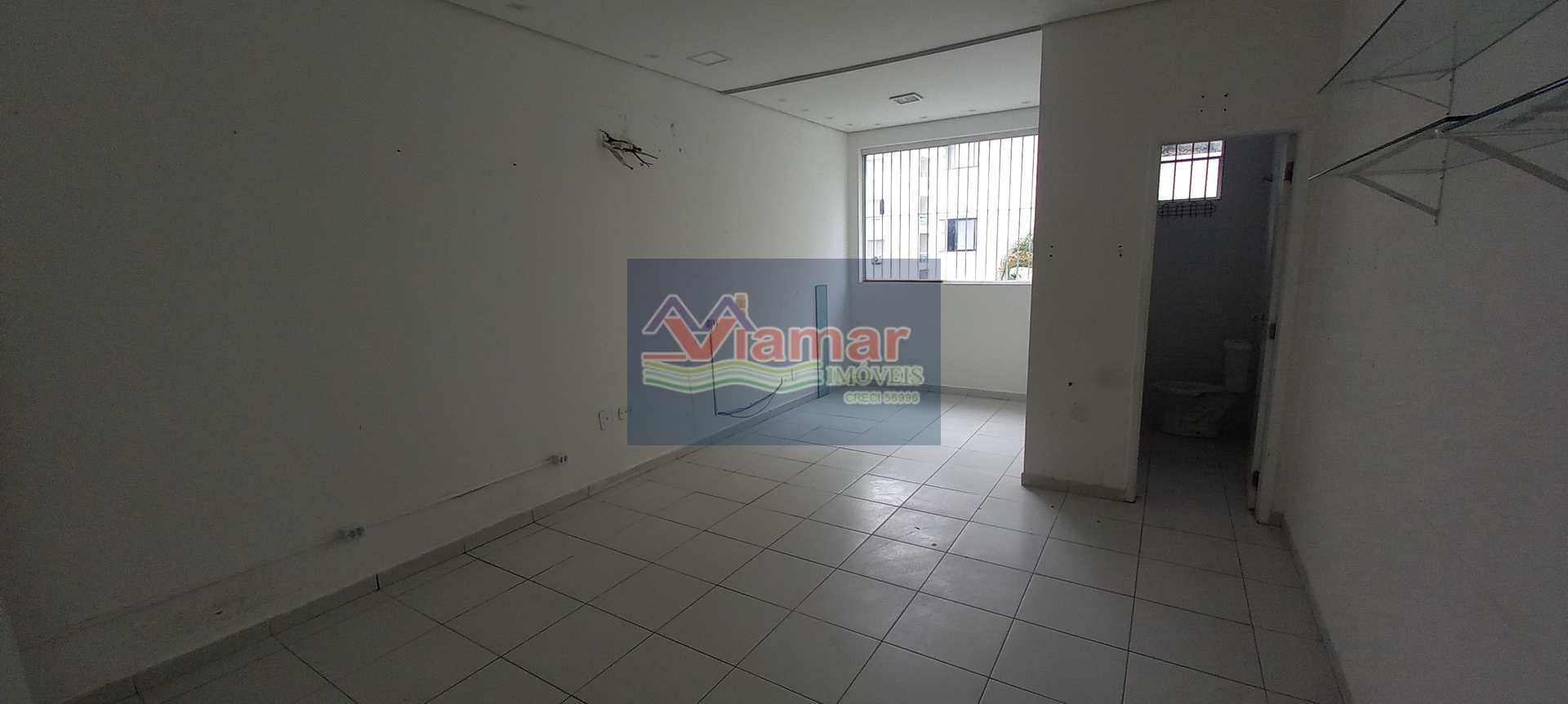 Conjunto Comercial-Sala para alugar com 1 quarto, 28m² - Foto 1