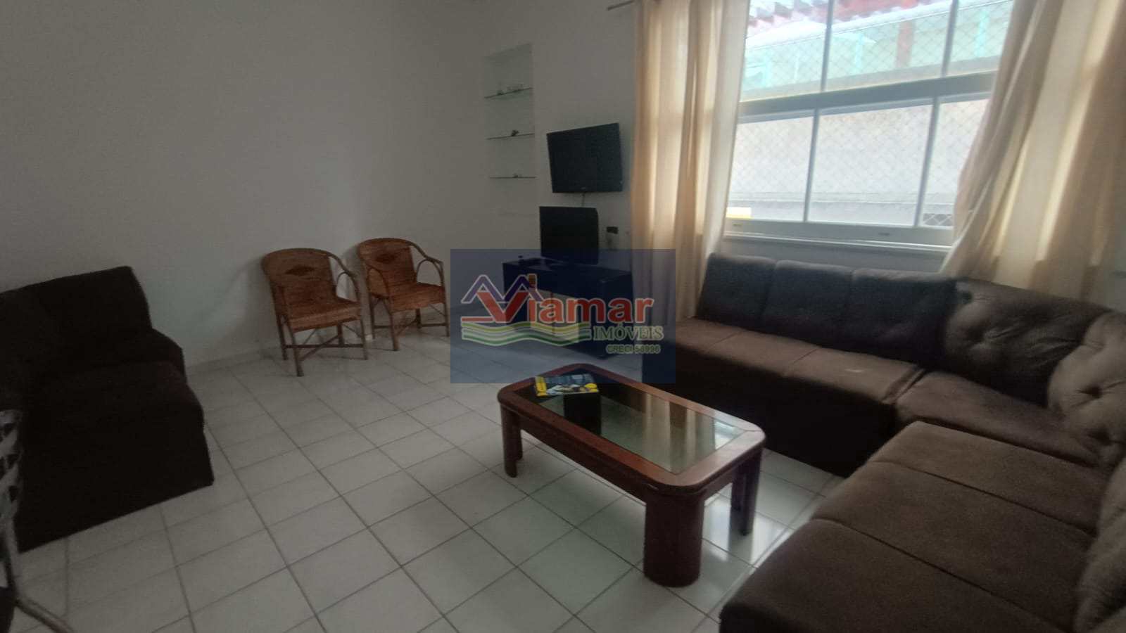 Apartamento à venda com 2 quartos, 75m² - Foto 4