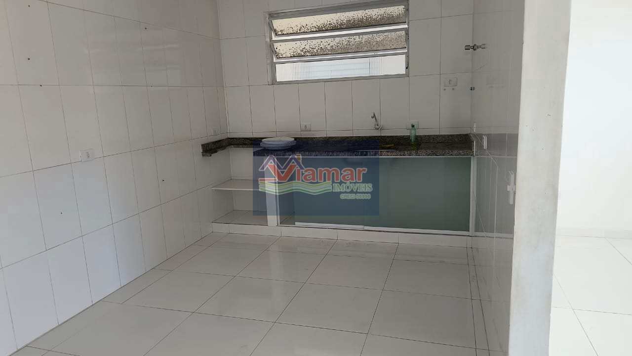 Casa para alugar com 2 quartos, 70m² - Foto 4