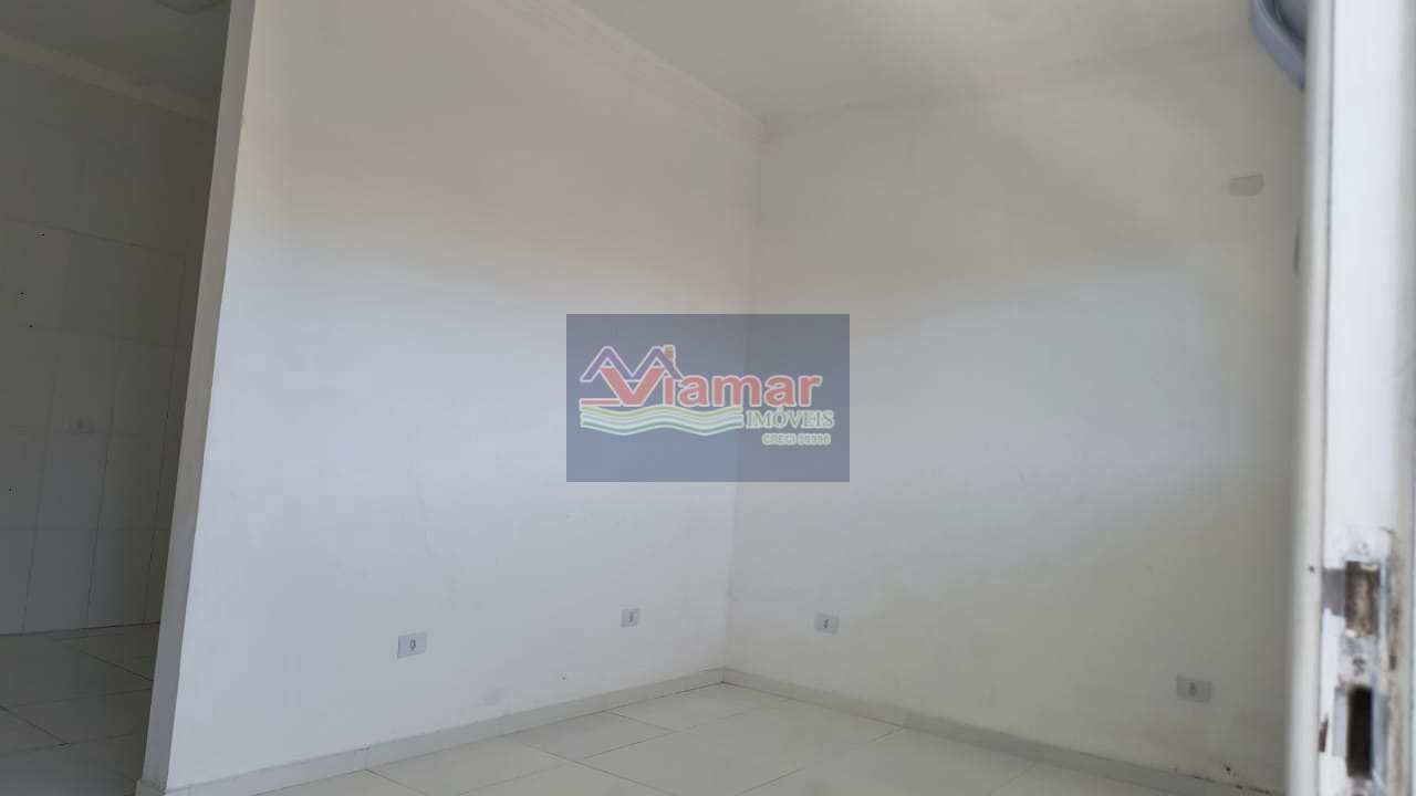 Casa para alugar com 2 quartos, 70m² - Foto 2
