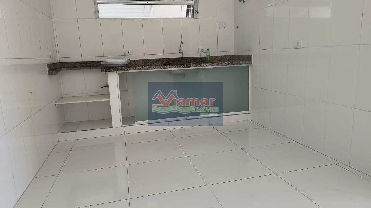 Casa para alugar com 2 quartos, 70m² - Foto 3