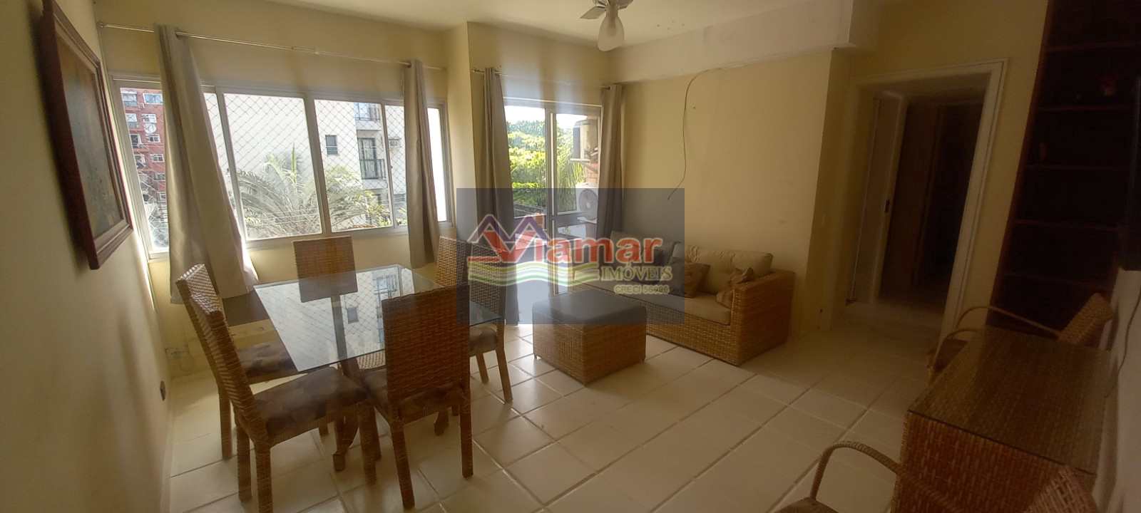 Apartamento para alugar com 3 quartos, 77m² - Foto 2