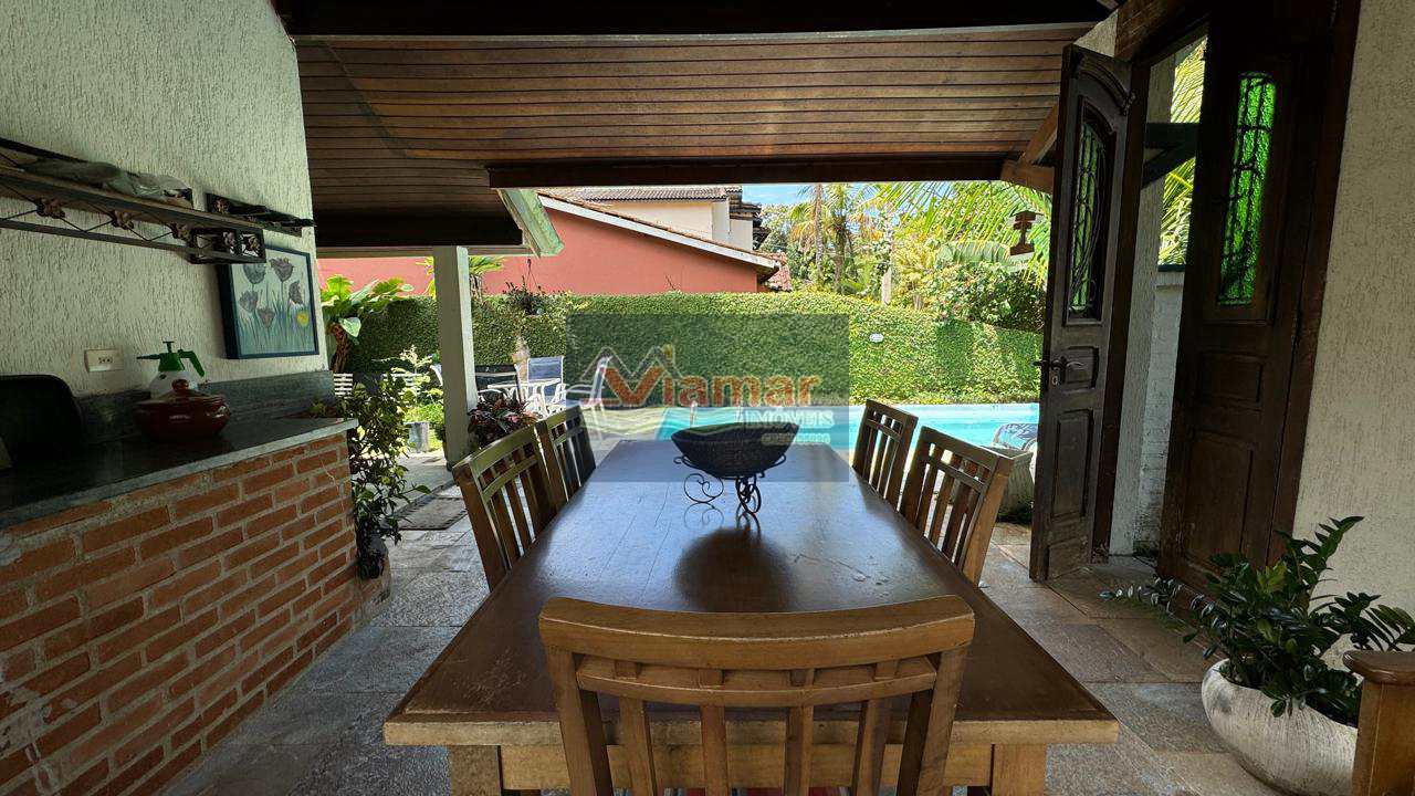 Casa à venda com 4 quartos, 230m² - Foto 30