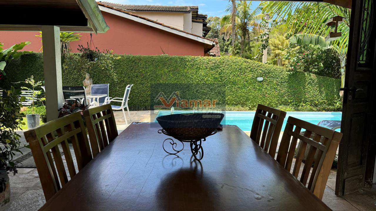 Casa à venda com 4 quartos, 230m² - Foto 29