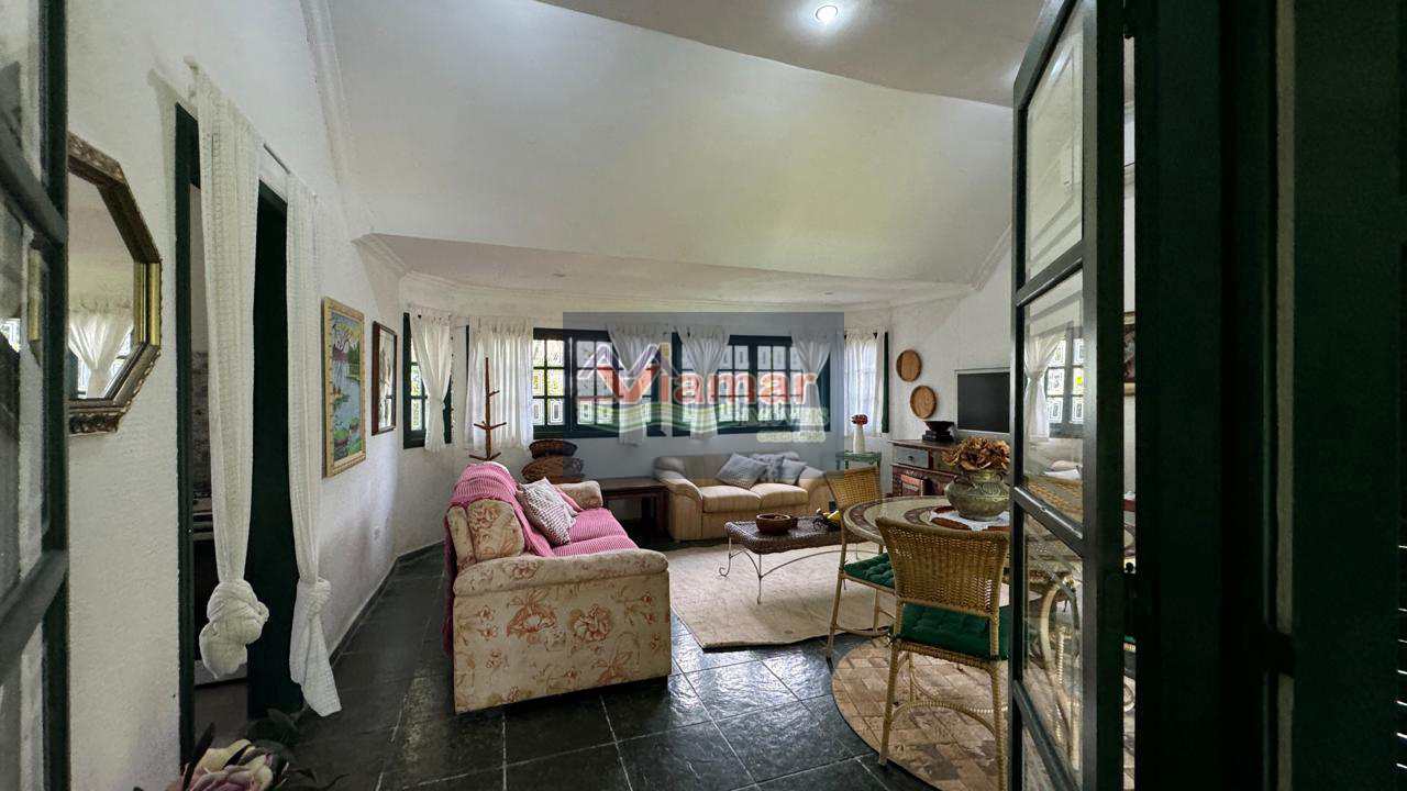Casa à venda com 4 quartos, 230m² - Foto 19