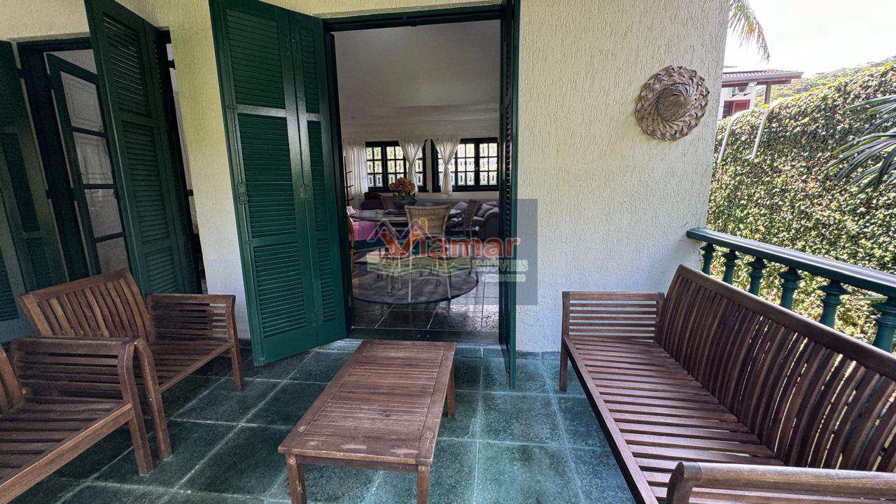 Casa à venda com 4 quartos, 230m² - Foto 21