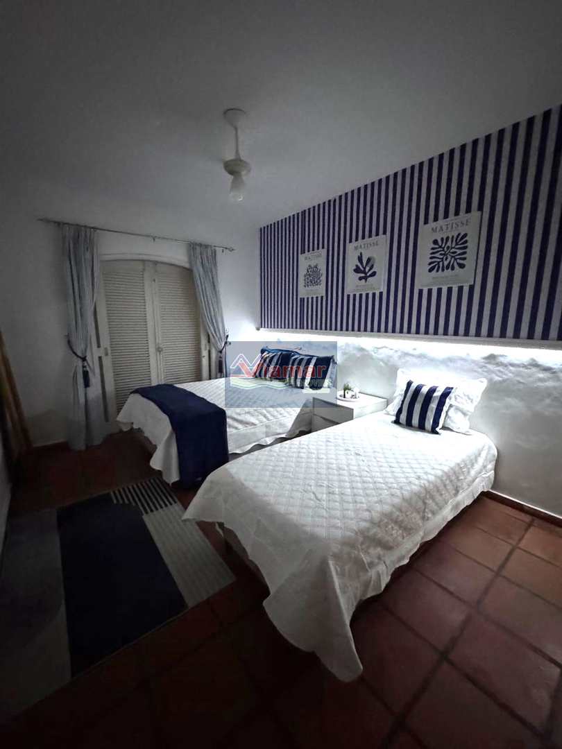 Casa para alugar com 4 quartos, 225m² - Foto 27