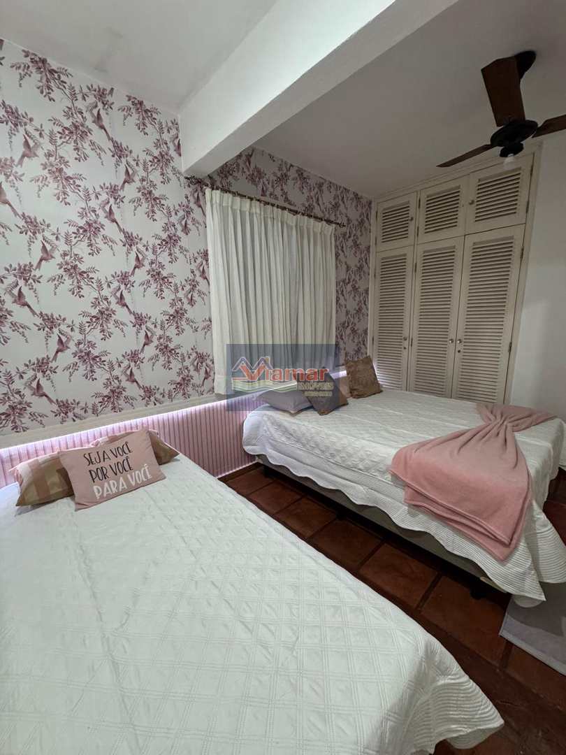 Casa para alugar com 4 quartos, 225m² - Foto 36