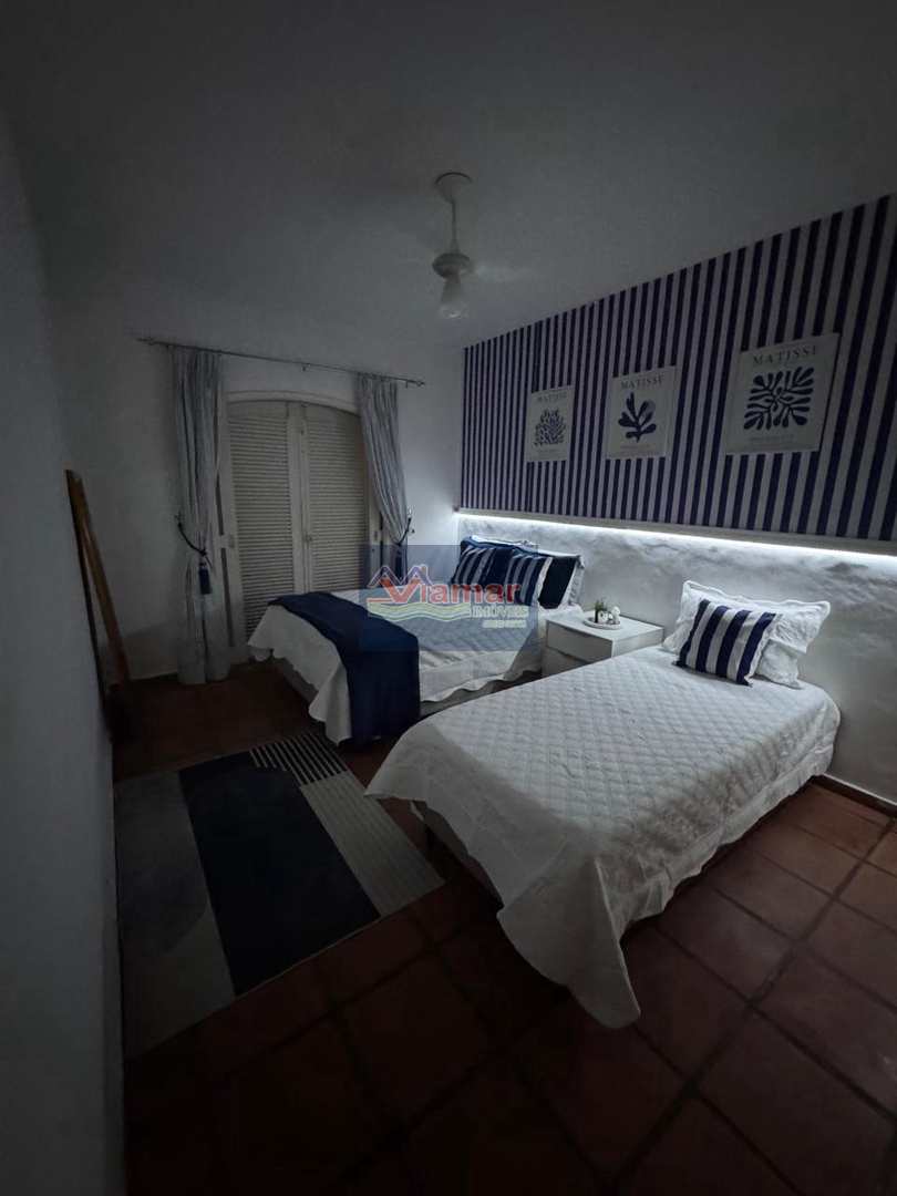 Casa para alugar com 4 quartos, 225m² - Foto 29