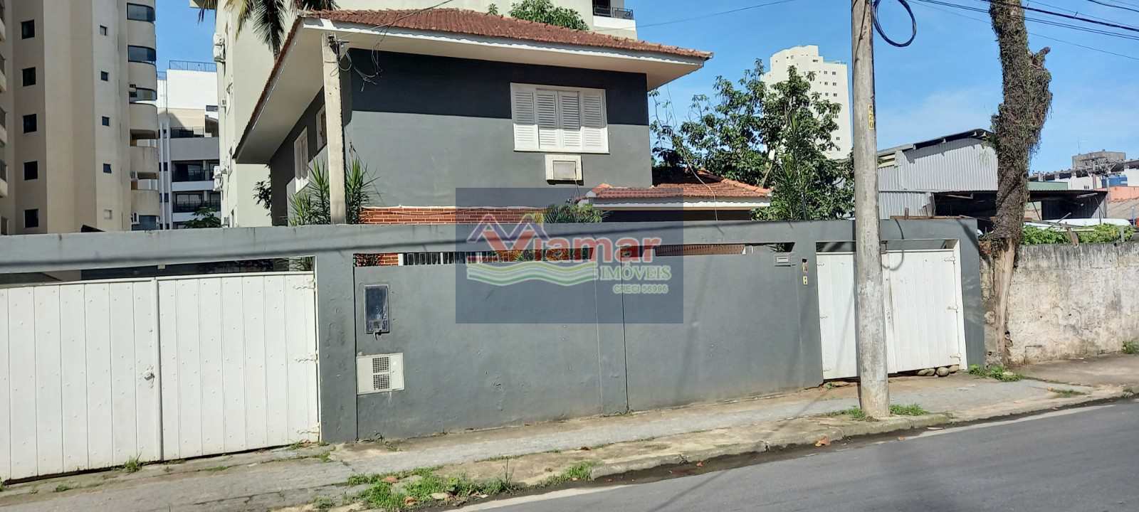 Casa à venda com 3 quartos, 187m² - Foto 2