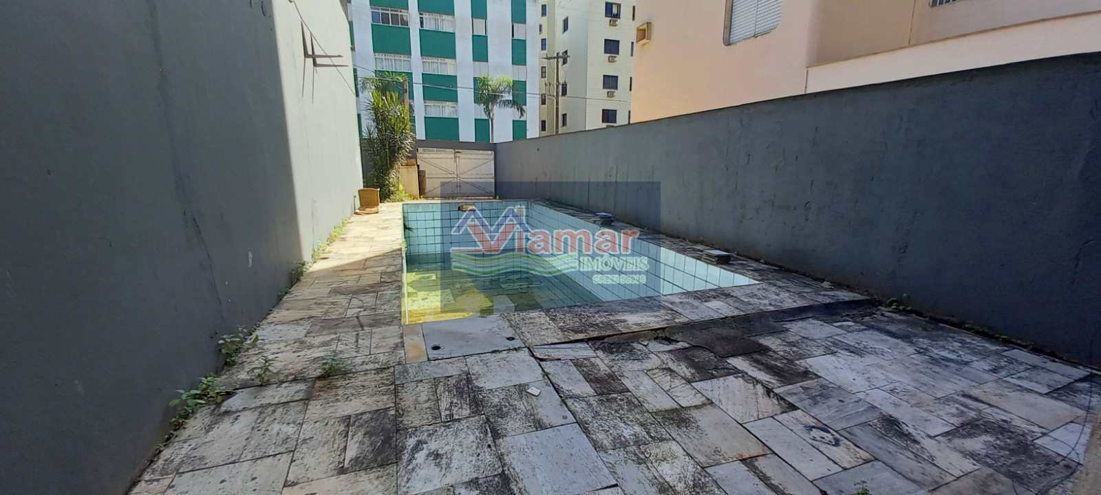 Casa à venda com 3 quartos, 187m² - Foto 8
