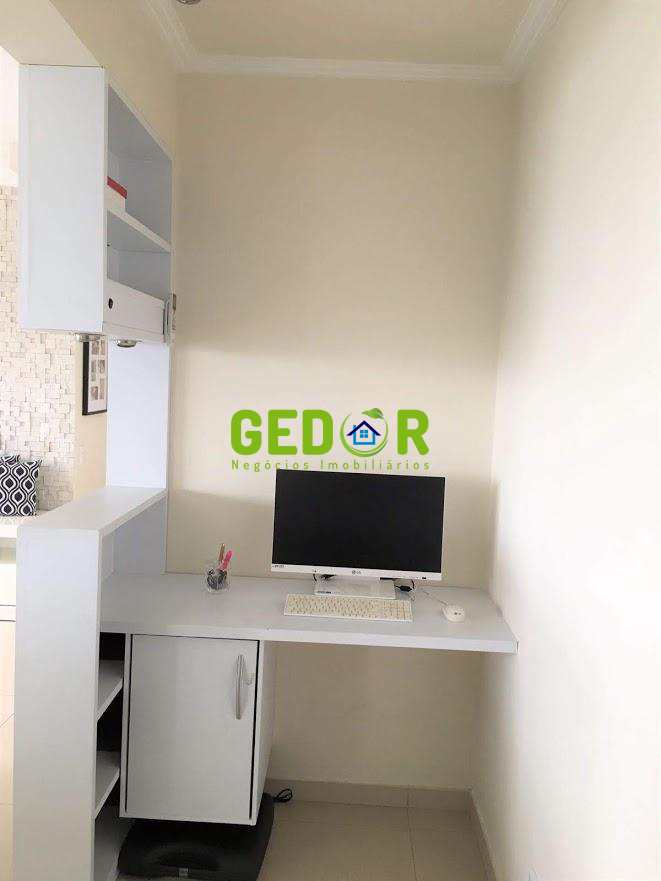 Apartamento com 2 dorms, Jurubatuba, São Paulo - R$ 780 