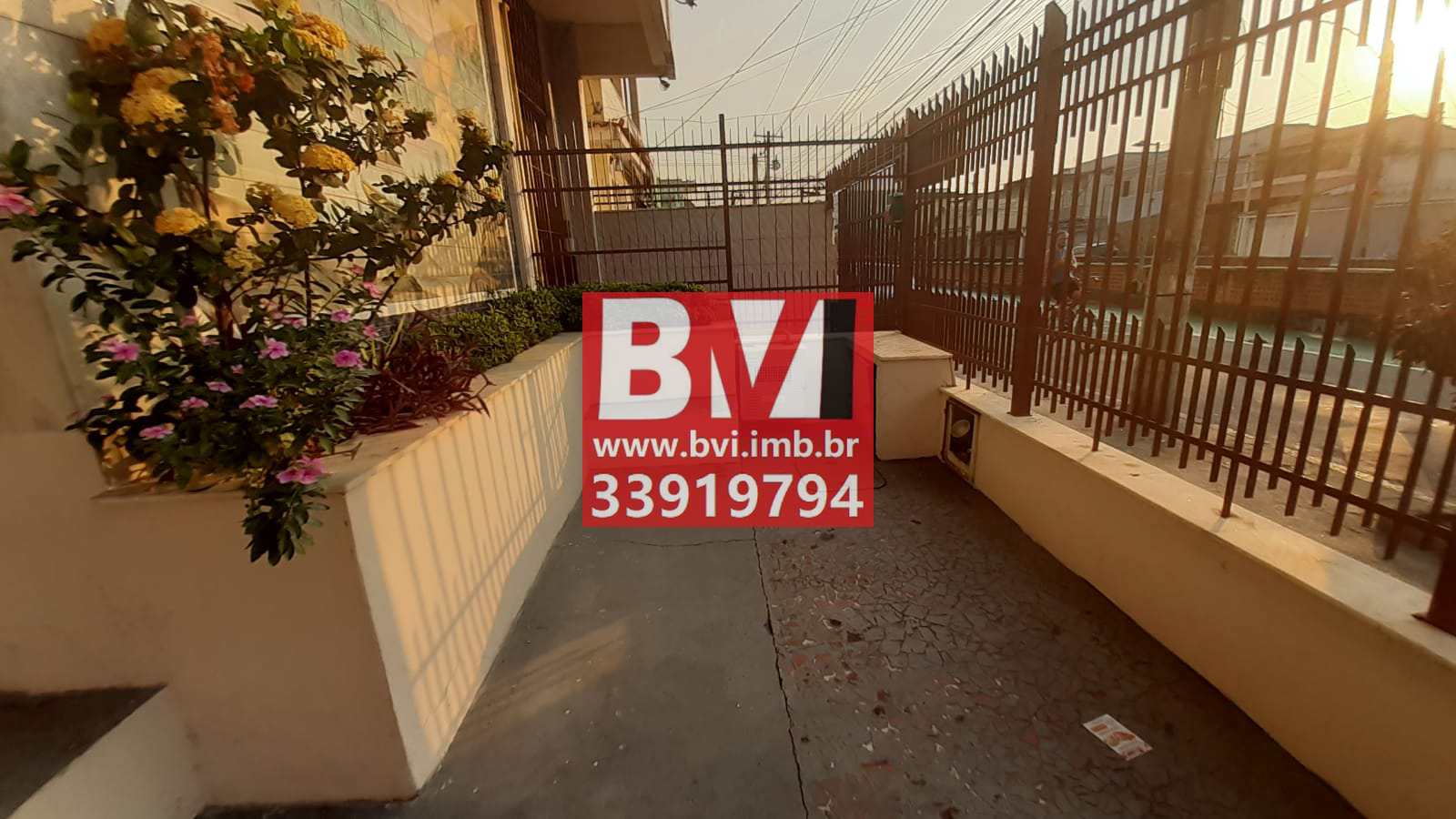 Apartamento à venda com 2 quartos, 68m² - Foto 4