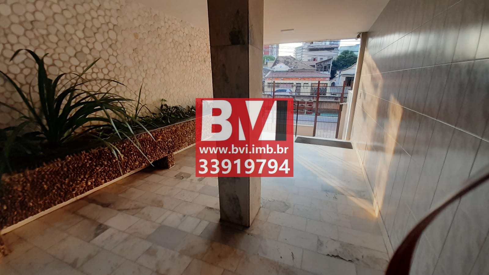 Apartamento à venda com 2 quartos, 68m² - Foto 5