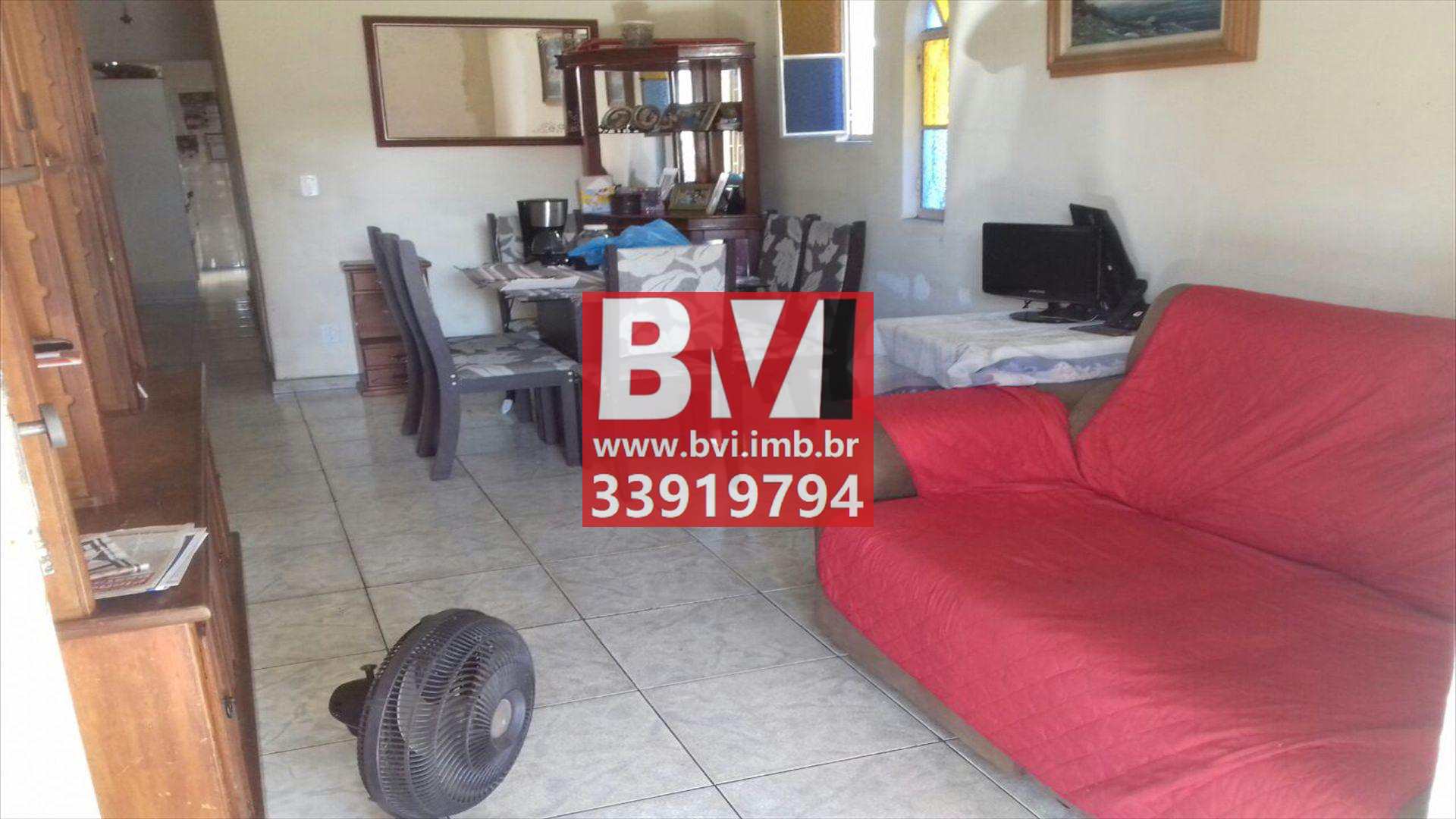 Casa à venda com 4 quartos, 220m² - Foto 1