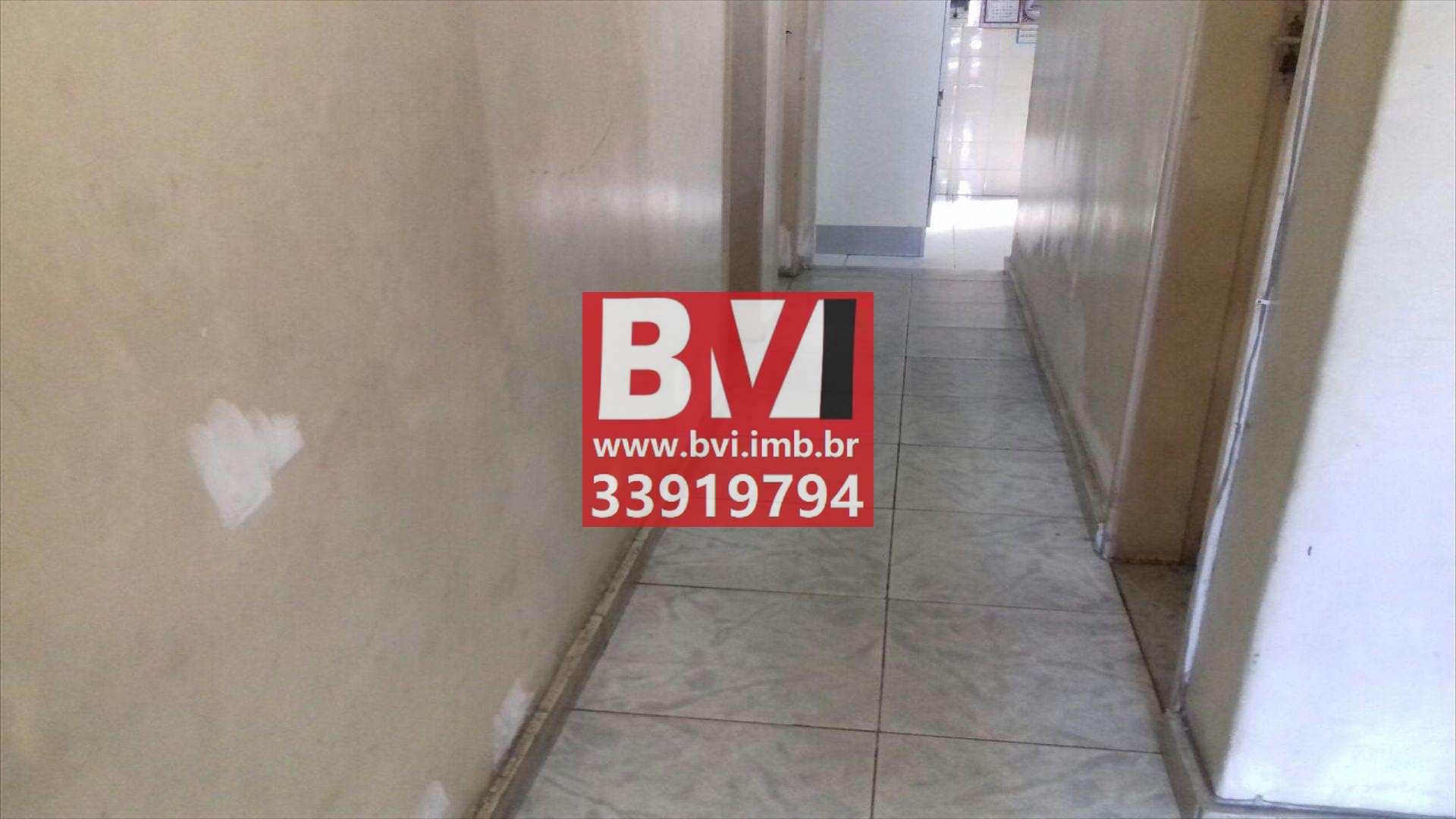 Casa à venda com 4 quartos, 220m² - Foto 4