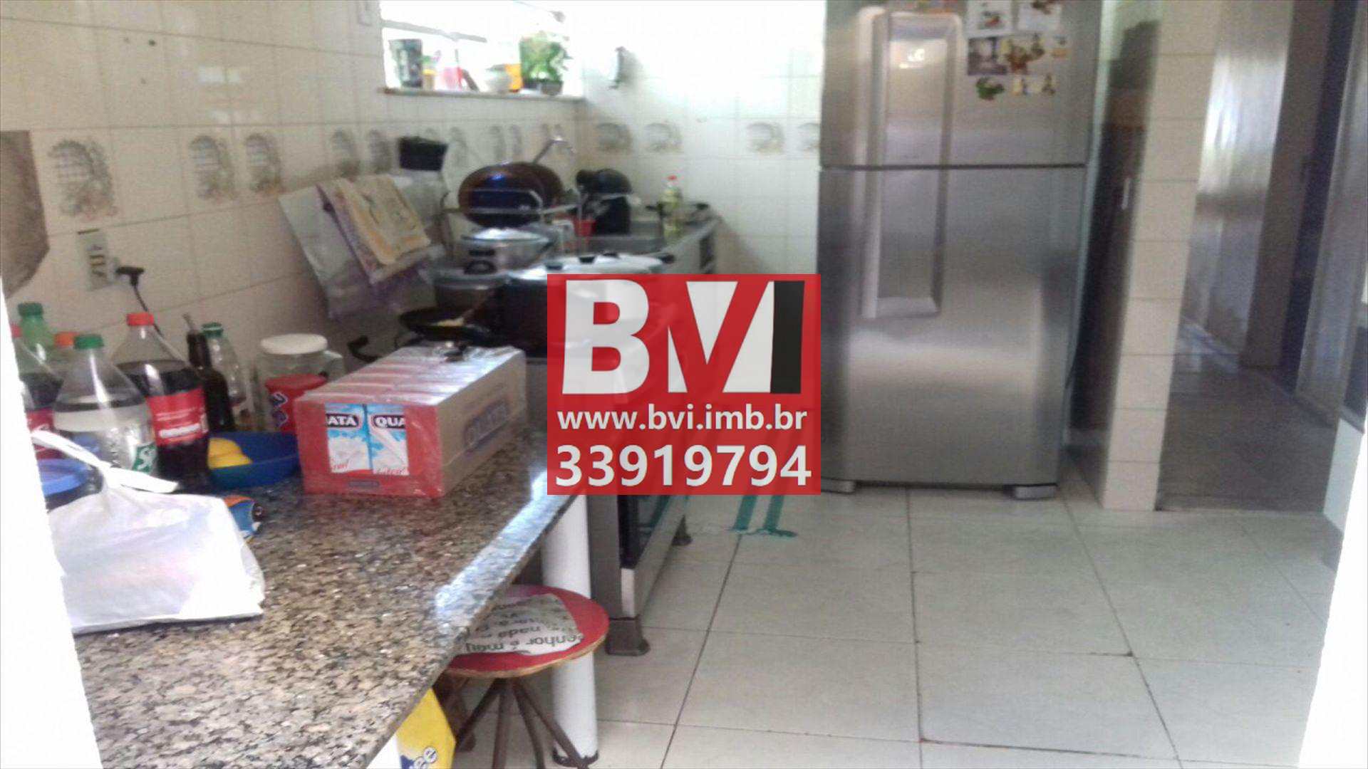 Casa à venda com 4 quartos, 220m² - Foto 13