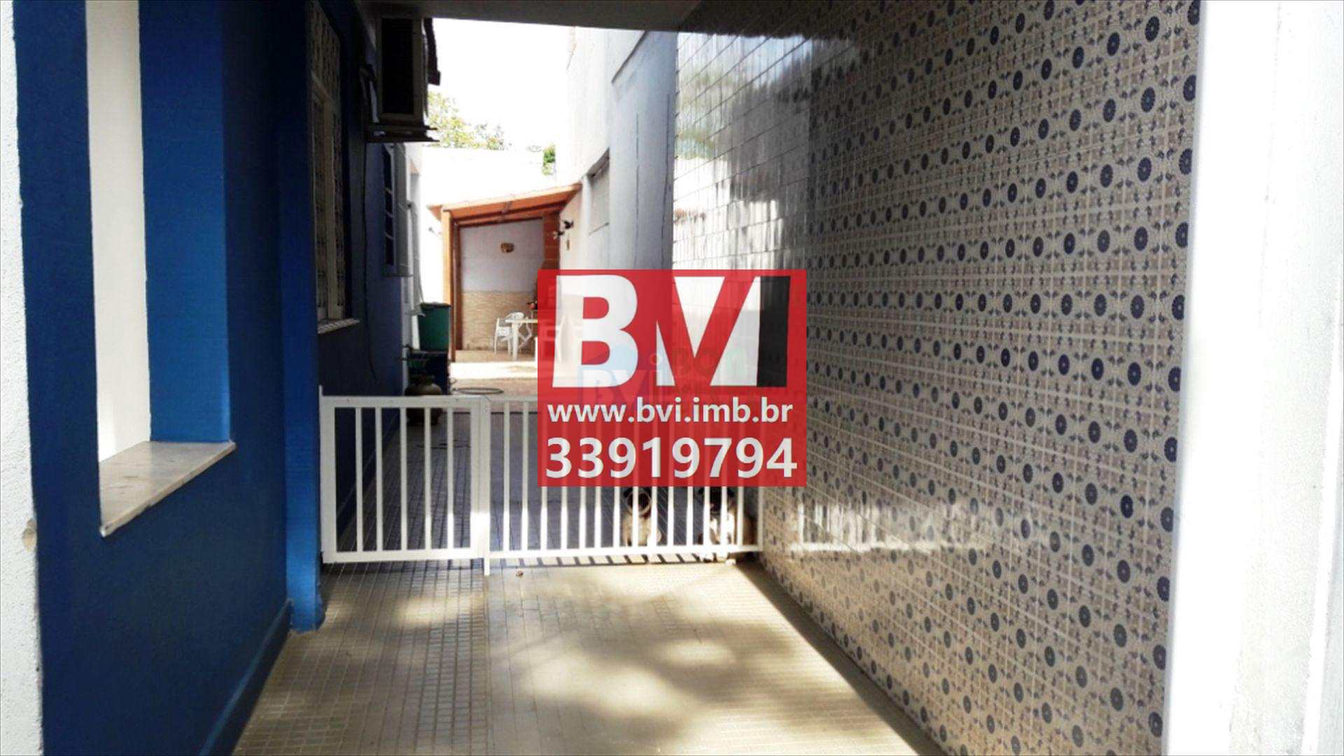 Casa à venda com 2 quartos, 100m² - Foto 1