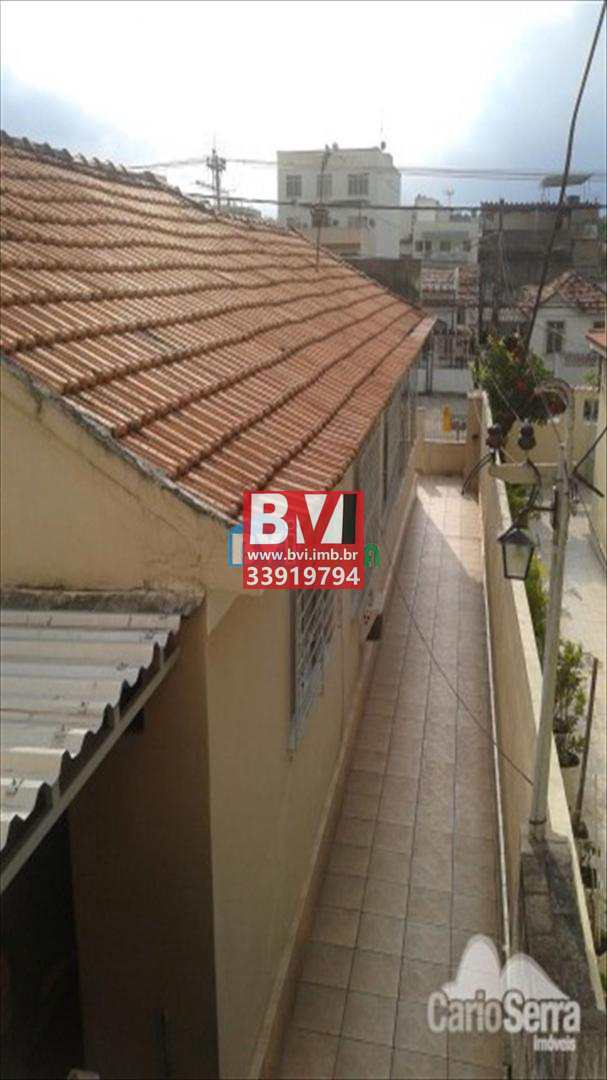 Casa à venda com 4 quartos, 280m² - Foto 1