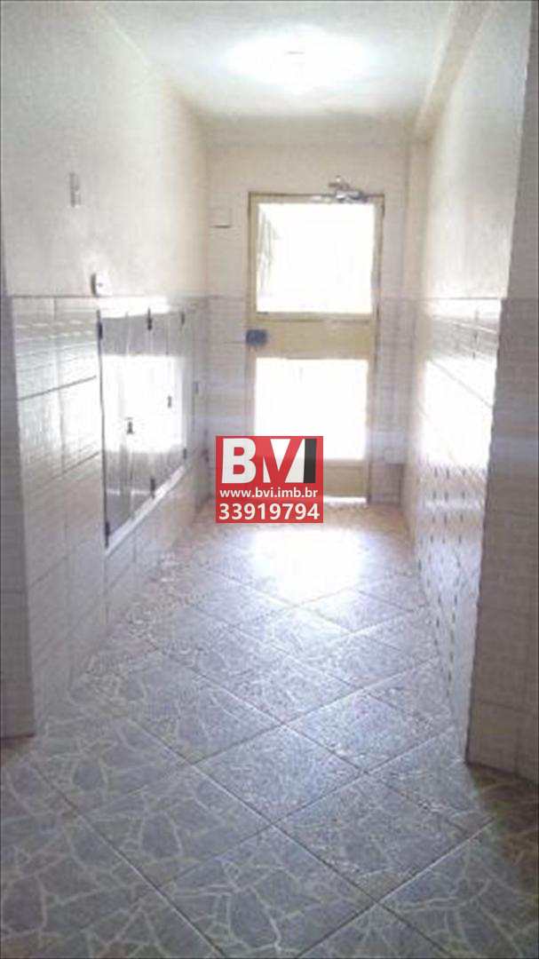 Apartamento à venda com 2 quartos, 70m² - Foto 13