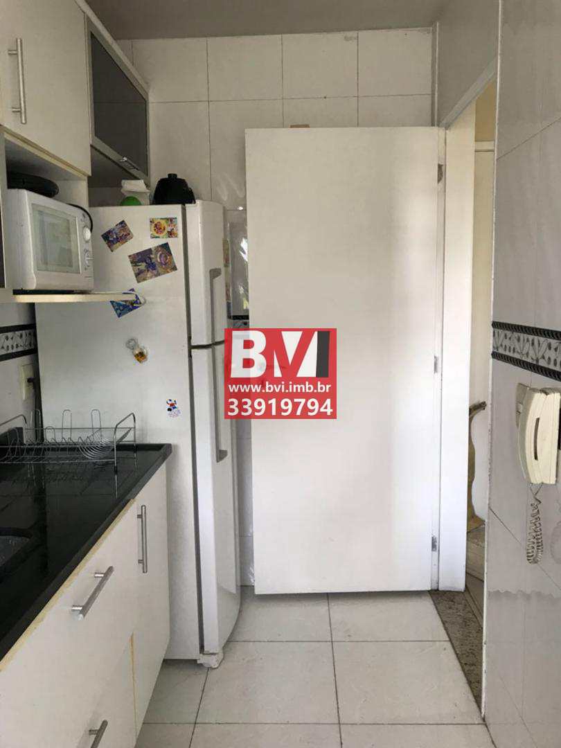 Apartamento à venda com 2 quartos, 75m² - Foto 13