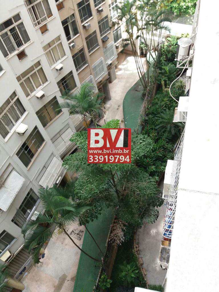 Apartamento à venda com 1 quarto, 38m² - Foto 4