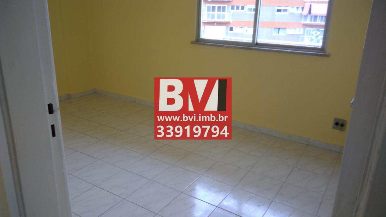 Apartamento à venda com 2 quartos, 70m² - Foto 7