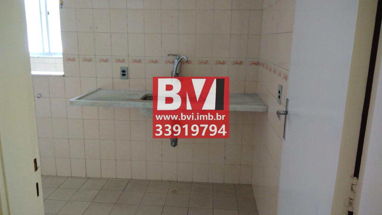 Apartamento à venda com 2 quartos, 70m² - Foto 9