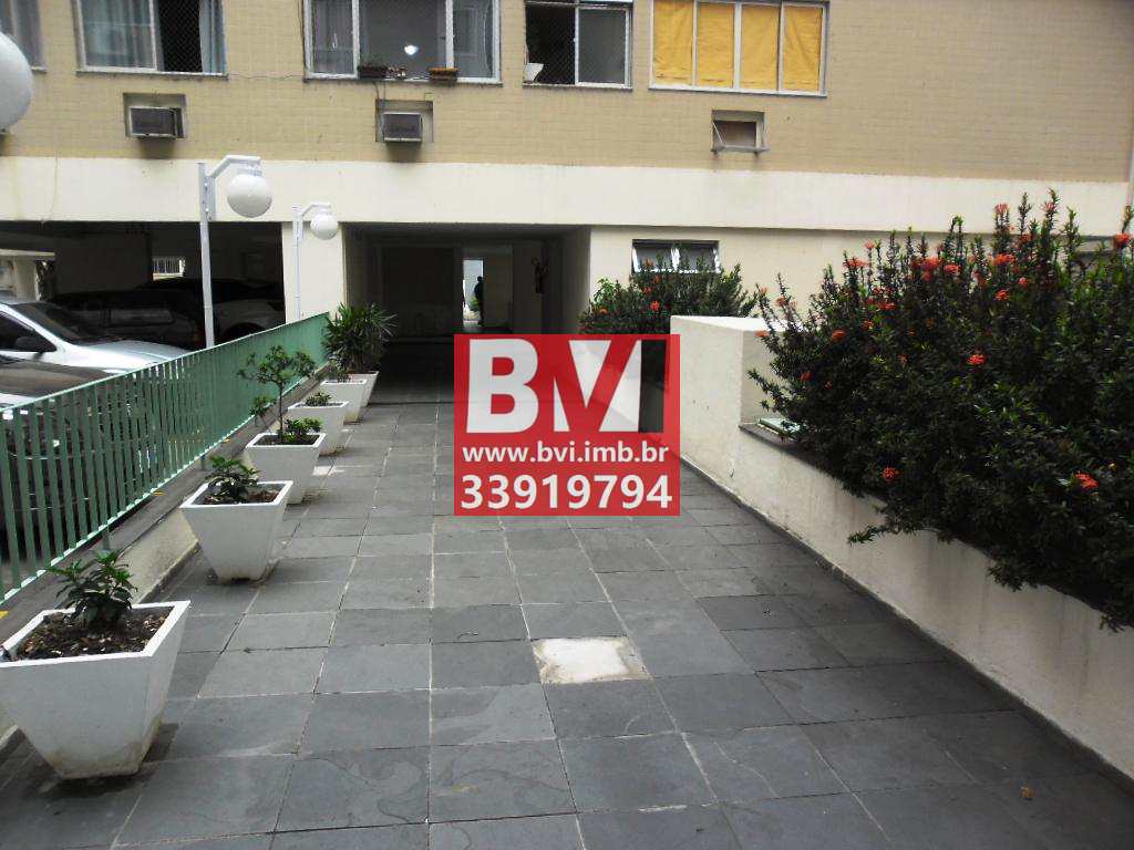 Apartamento à venda com 2 quartos, 55m² - Foto 16