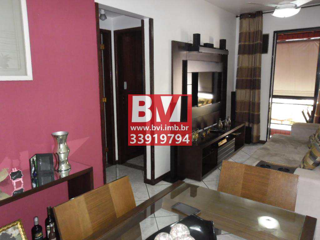 Apartamento à venda com 2 quartos, 71m² - Foto 1